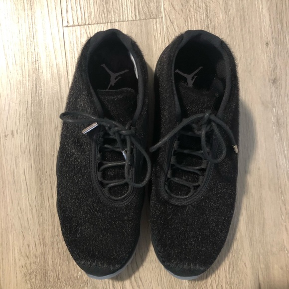 Women’s Air Jordan XI FUTURE “BLACK KNIGHT” - Picture 2 of 8